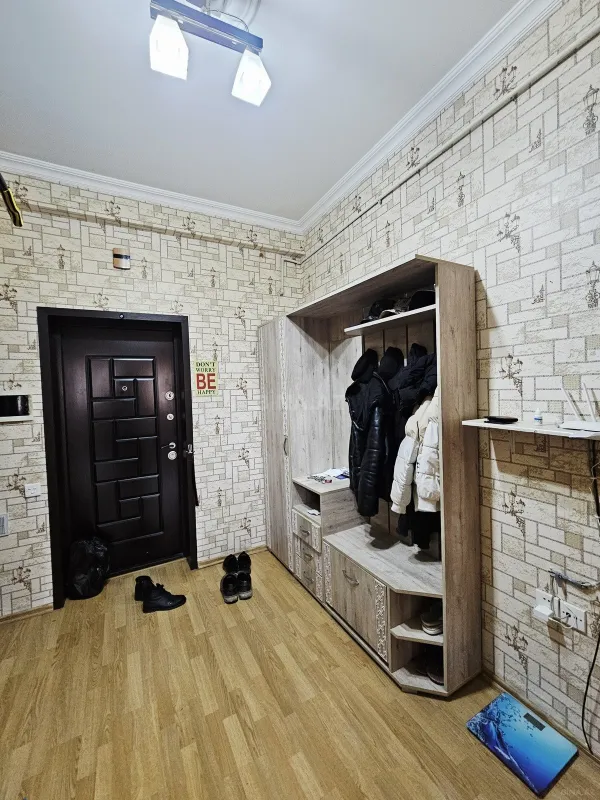 Satılır 3 otaqlı mənzil 92 m²