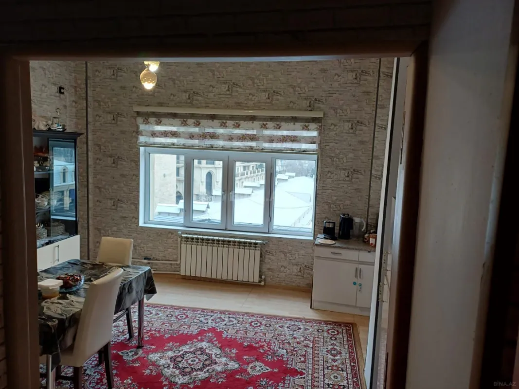 Satılır 3 otaqlı mənzil 120 m²