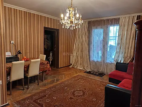 Satılır 3 otaqlı mənzil 120 m²