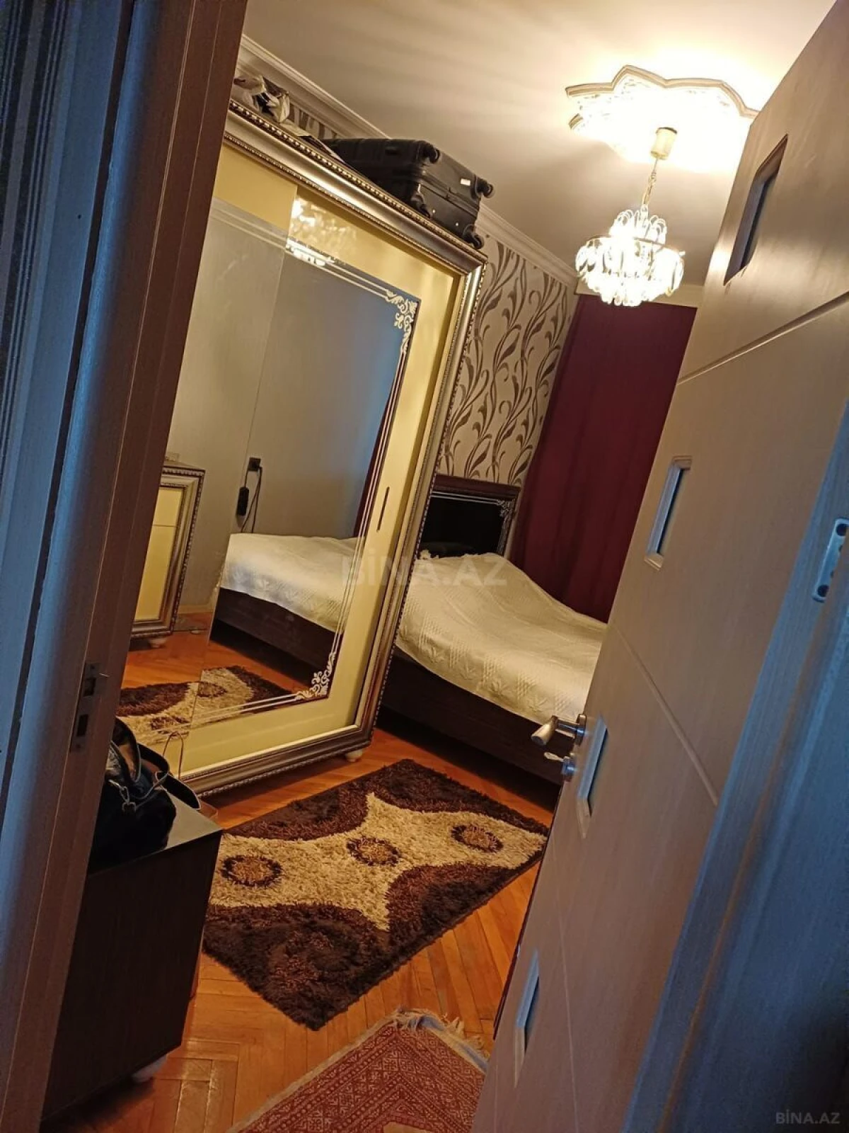 Satılır 3 otaqlı mənzil 120 m²