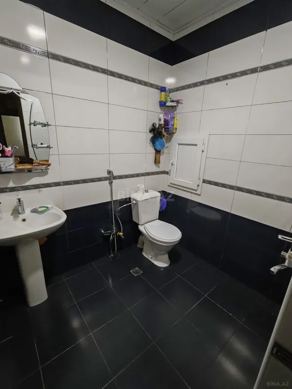 Satılır 2 otaqlı mənzil 93 m²