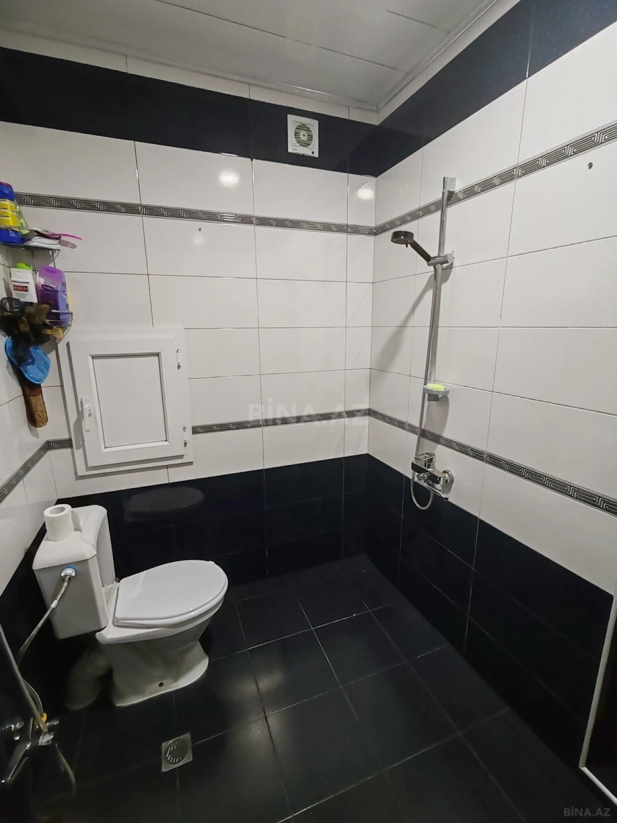 Satılır 2 otaqlı mənzil 93 m²