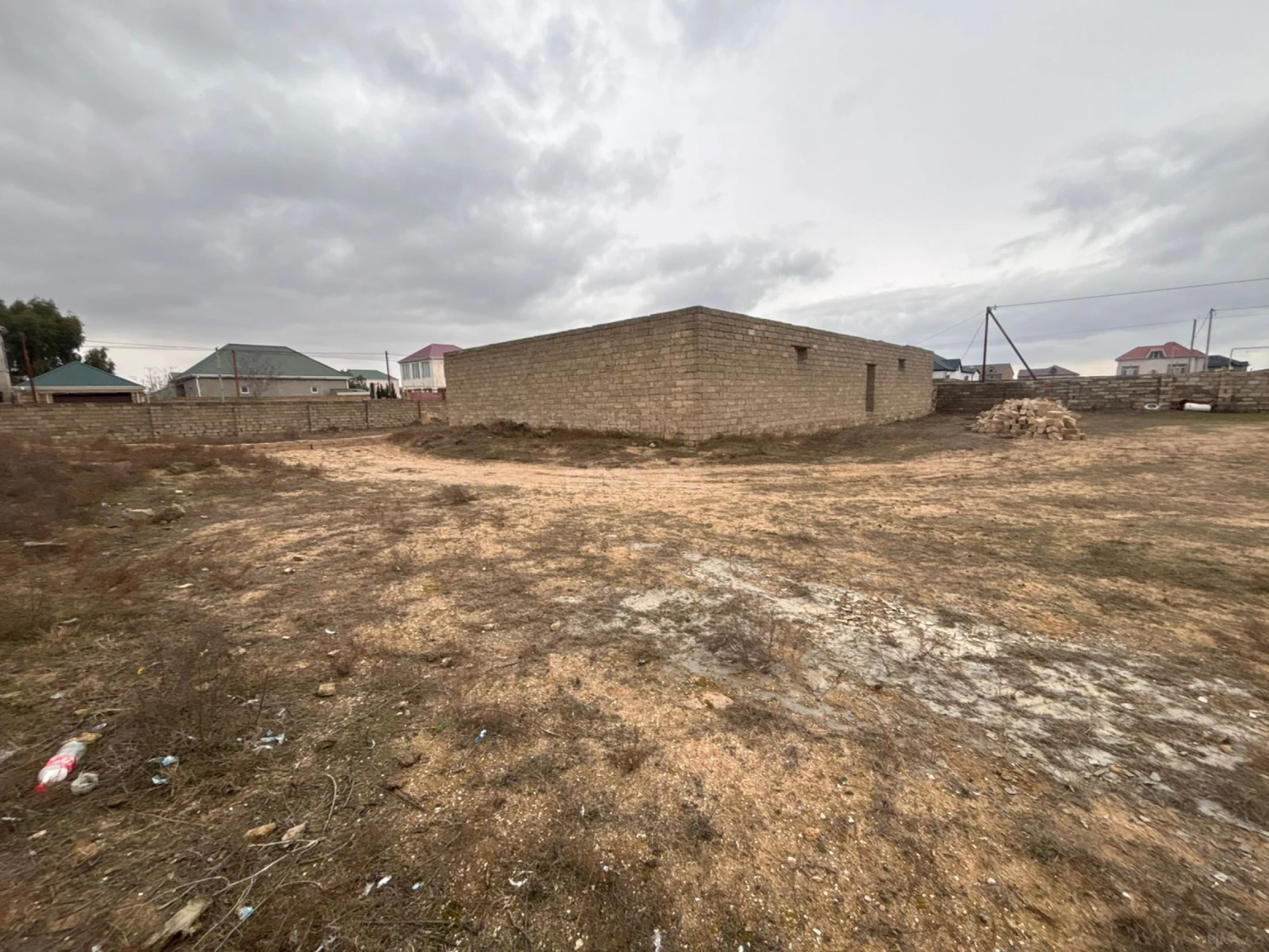 Satılır torpaq sahəsi 24 m²