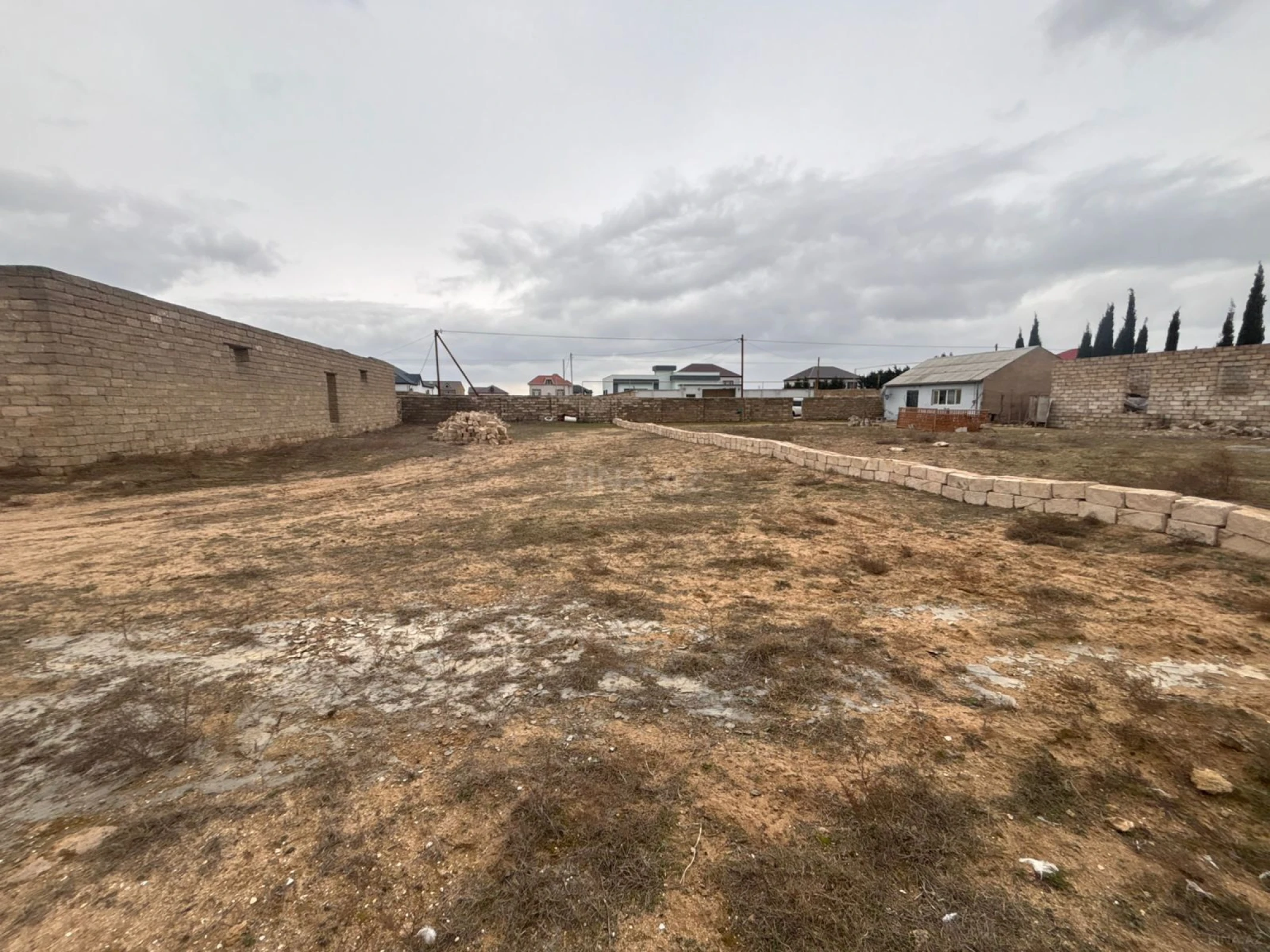 Satılır torpaq sahəsi 24 m²