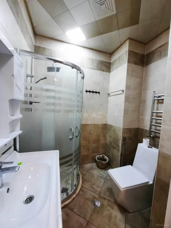 Kirayə verilir 4 otaqlı mənzil 160 m²