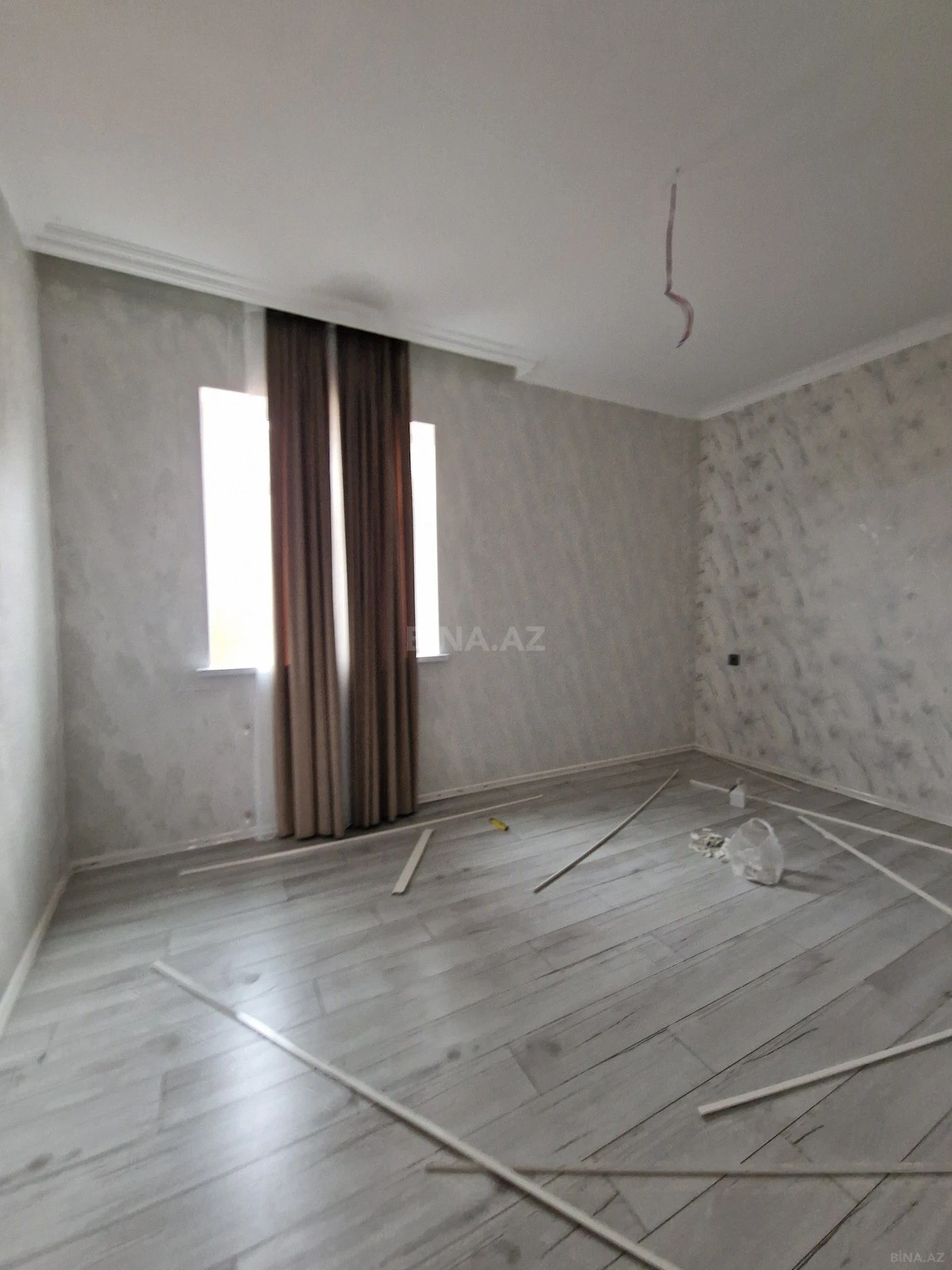 Satılır 4 otaqlı həyət evi 122 m²