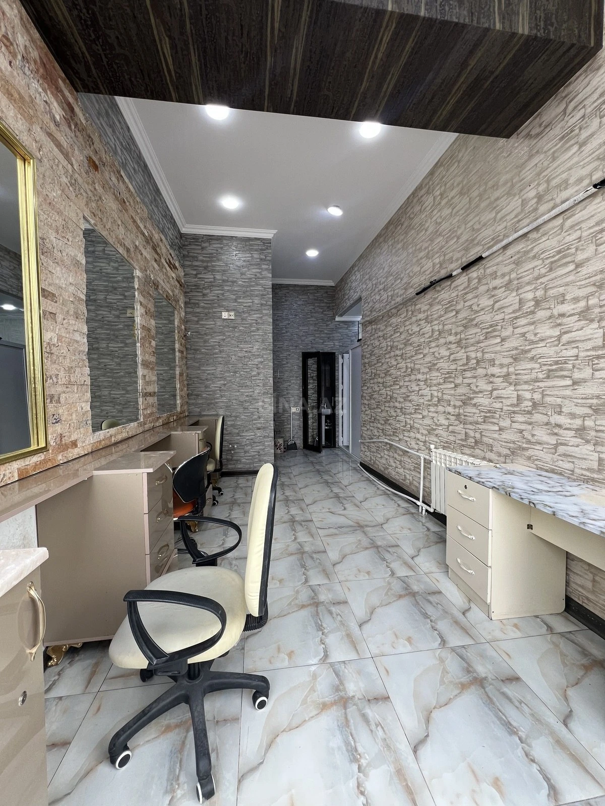 Kirayə verilir obyekt 25 m²