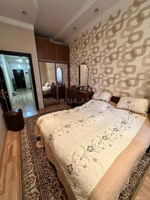 Satılır 3 otaqlı mənzil 100 m²
