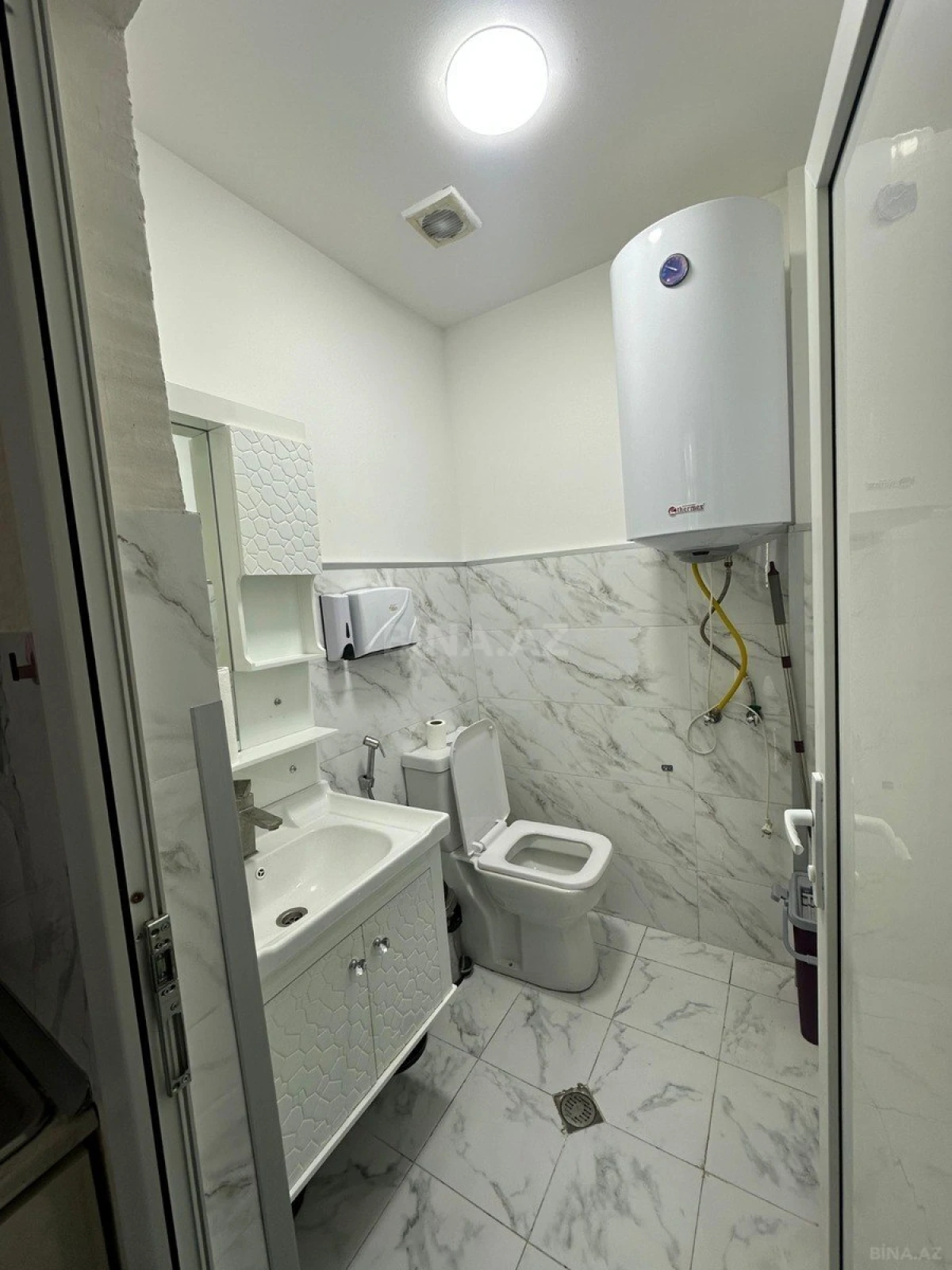 Satılır obyekt 60 m²