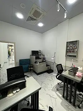 Satılır obyekt 60 m²