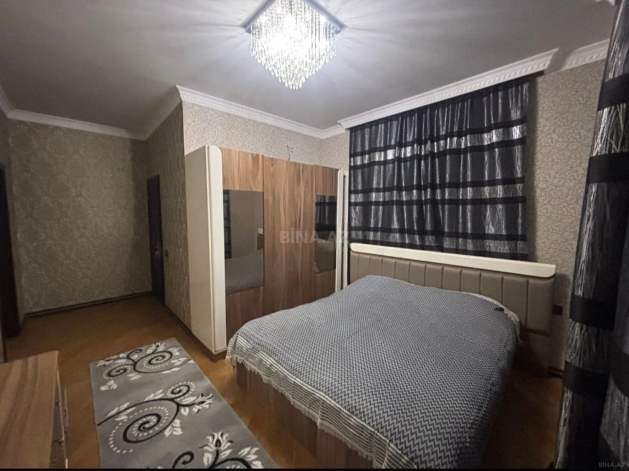 Satılır 6 otaqlı həyət evi 230 m²