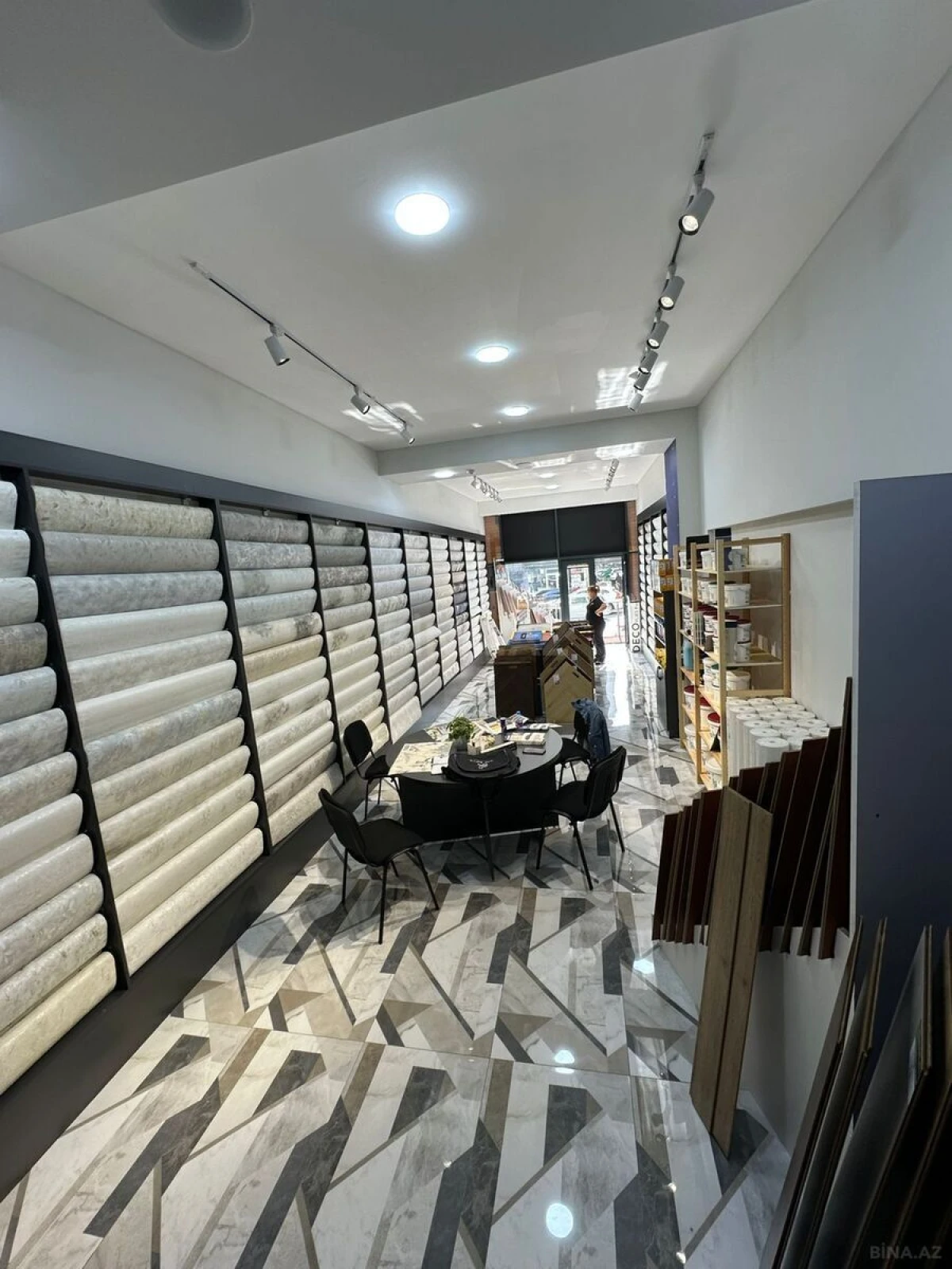 Satılır obyekt 145 m²