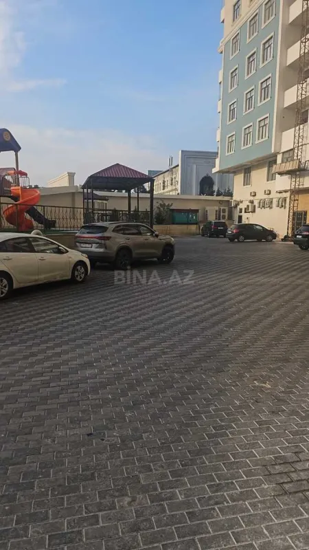 Satılır 2 otaqlı mənzil 70 m²