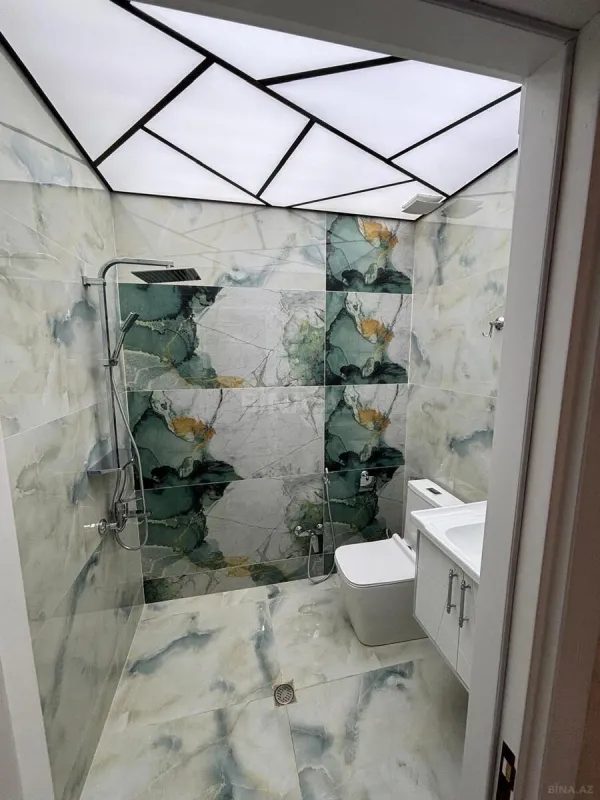 Satılır 2 otaqlı mənzil 70 m²