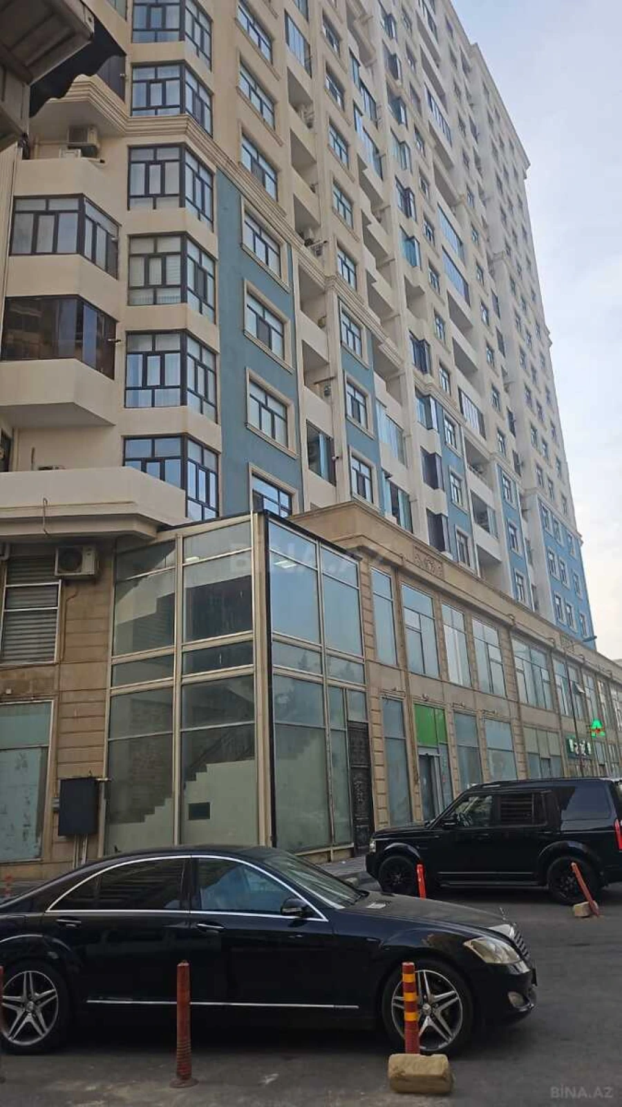Satılır 2 otaqlı mənzil 70 m²