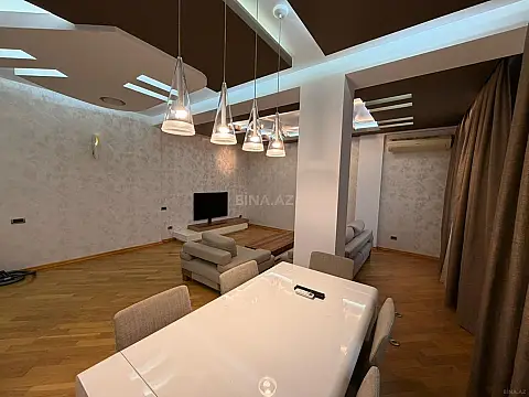 Kirayə verilir 3 otaqlı mənzil 135 m²