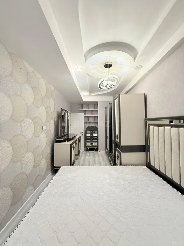 Satılır 2 otaqlı mənzil 65 m²