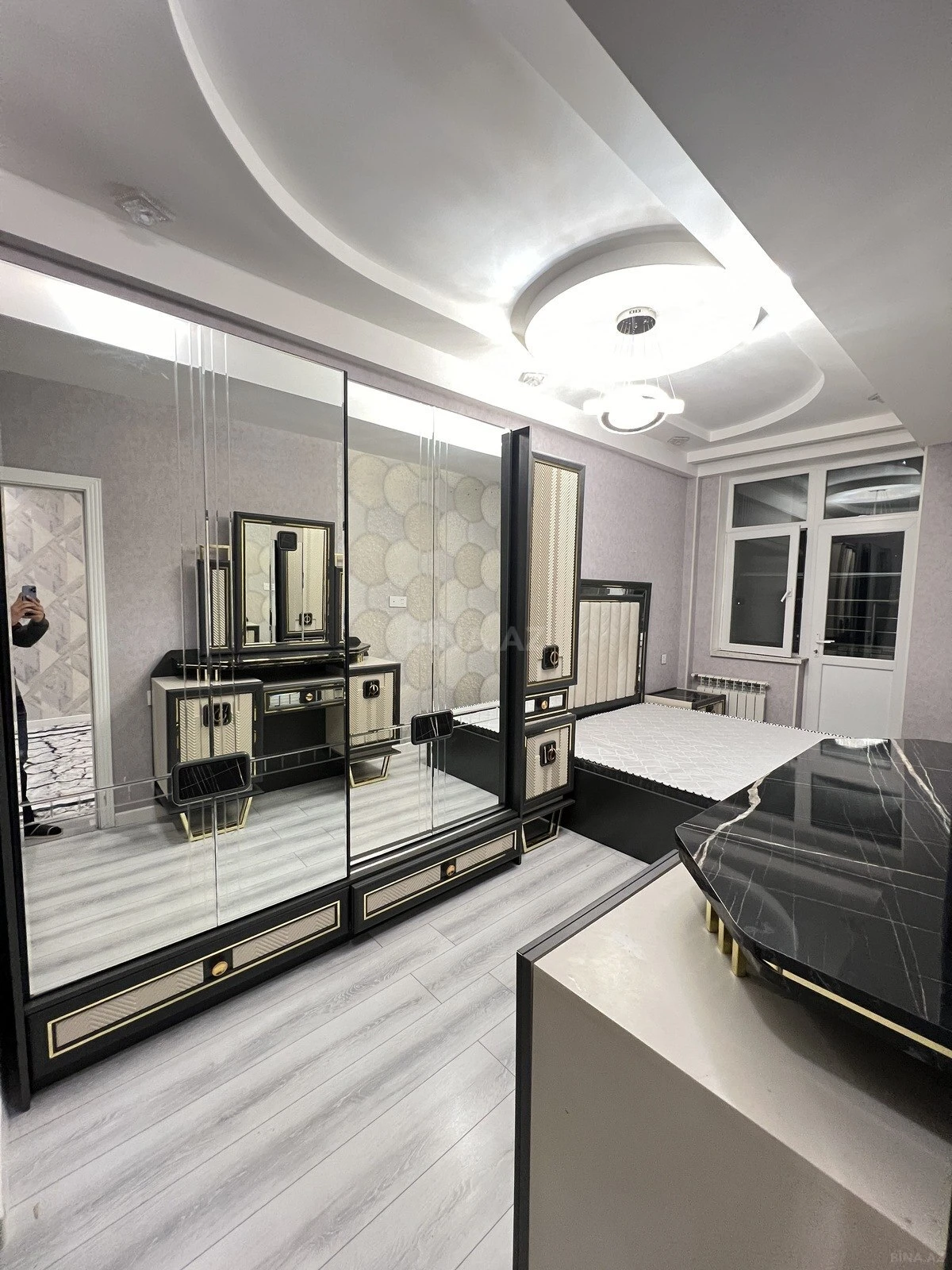 Satılır 2 otaqlı mənzil 65 m²