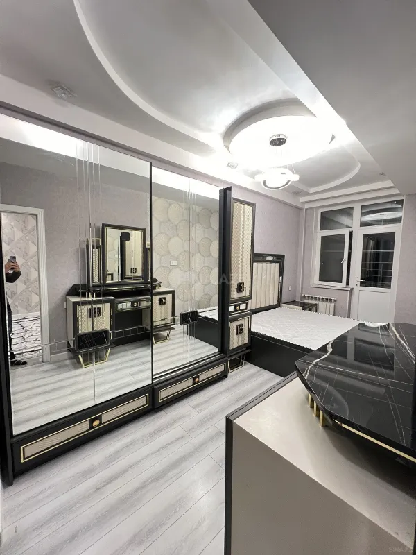 Satılır 2 otaqlı mənzil 65 m²