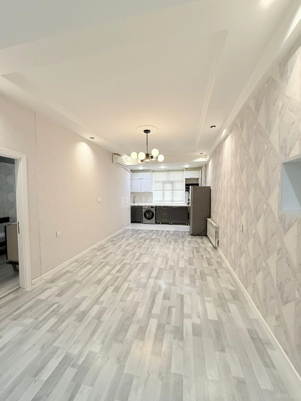 Satılır 2 otaqlı mənzil 65 m²