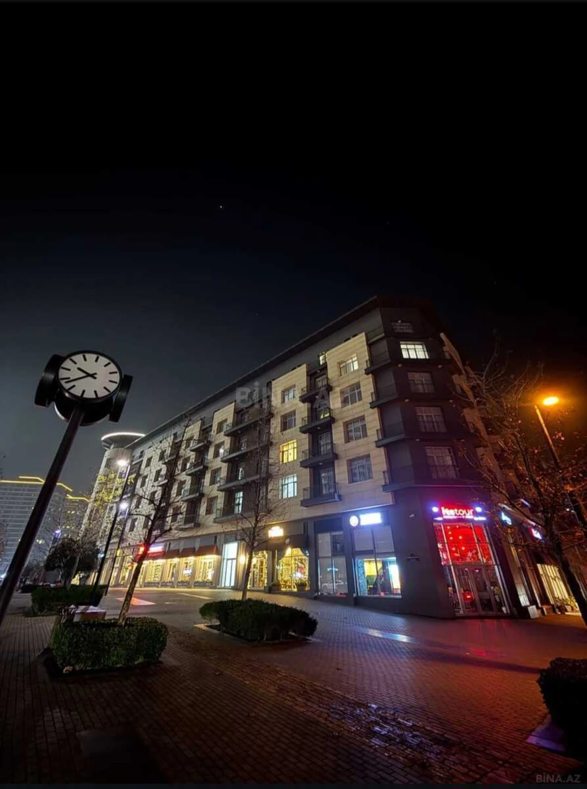 Kirayə verilir 3 otaqlı mənzil 130 m²