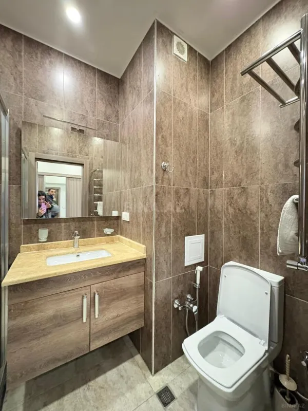 Kirayə verilir 3 otaqlı mənzil 130 m²