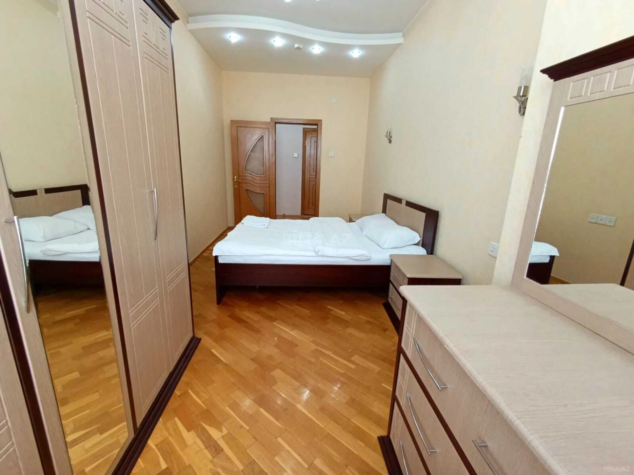 Kirayə verilir 3 otaqlı mənzil 100 m²