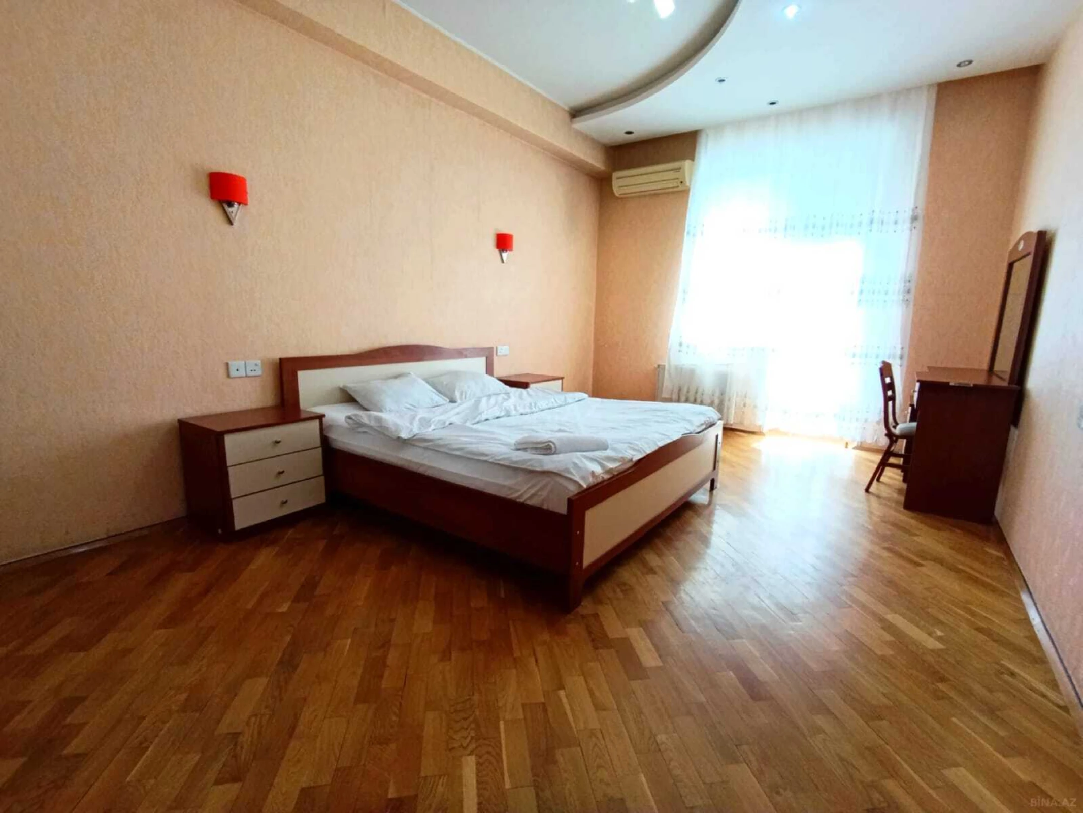 Kirayə verilir 3 otaqlı mənzil 100 m²