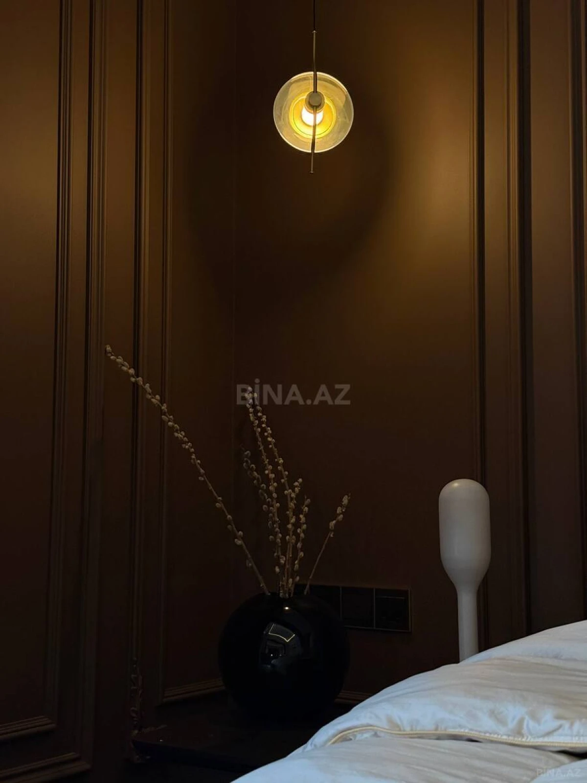 Satılır 3 otaqlı mənzil 180.5 m²