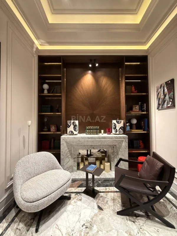 Satılır 3 otaqlı mənzil 180.5 m²