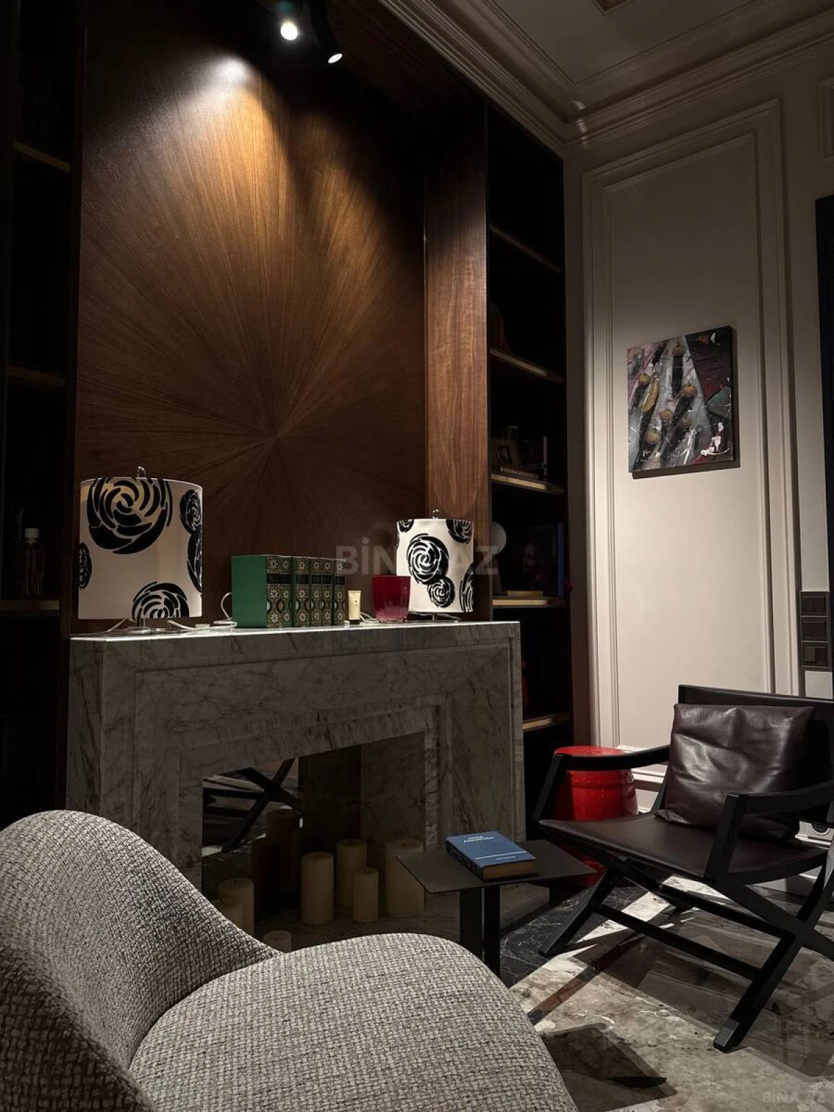 Satılır 3 otaqlı mənzil 180.5 m²