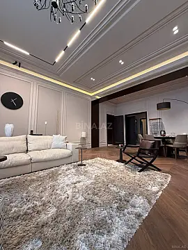 Satılır 3 otaqlı mənzil 180.5 m²