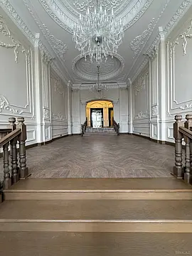 Satılır 3 otaqlı mənzil 180.5 m²