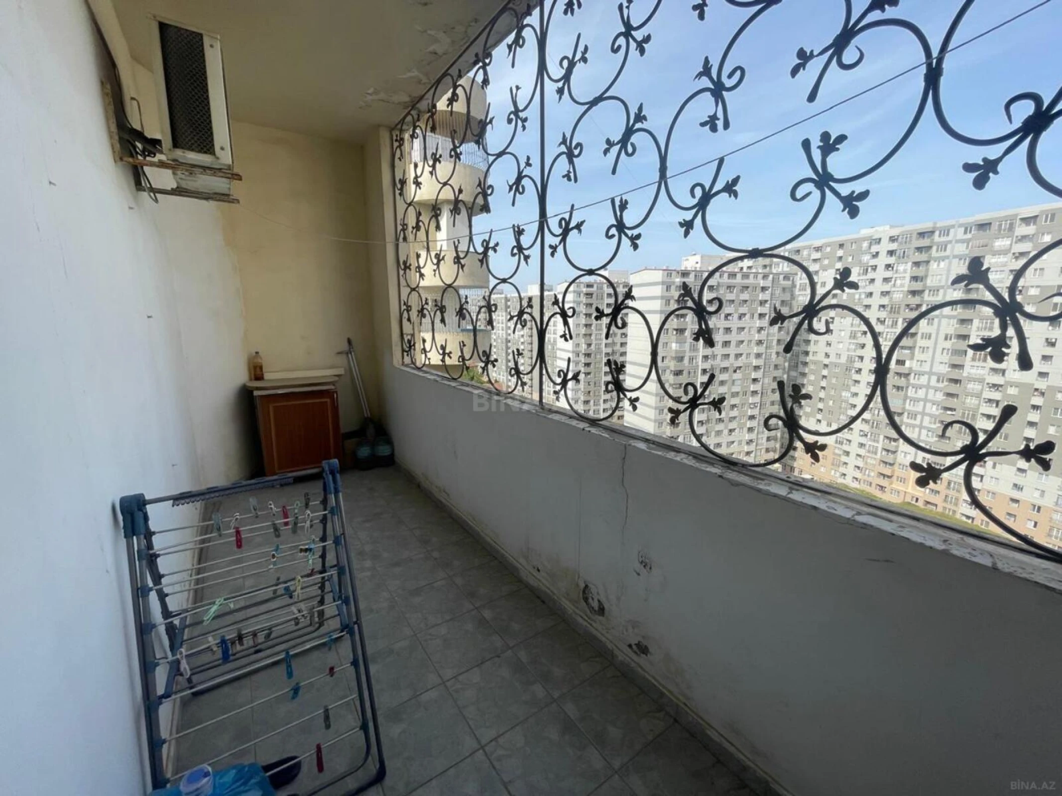 Satılır 3 otaqlı mənzil 125 m²