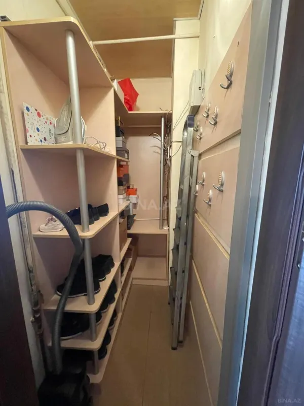 Satılır 3 otaqlı mənzil 125 m²