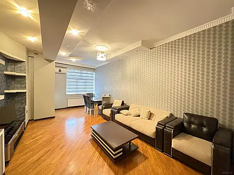 Kirayə verilir 2 otaqlı mənzil 90 m² — Bakı, Xətai 2 otaq 90.00 m²