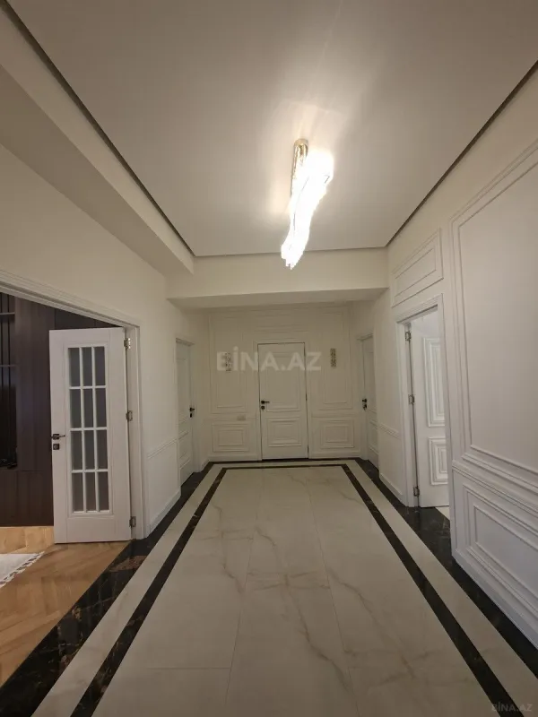 Kirayə verilir 3 otaqlı mənzil 140 m²