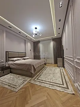 Kirayə verilir 3 otaqlı mənzil 140 m²