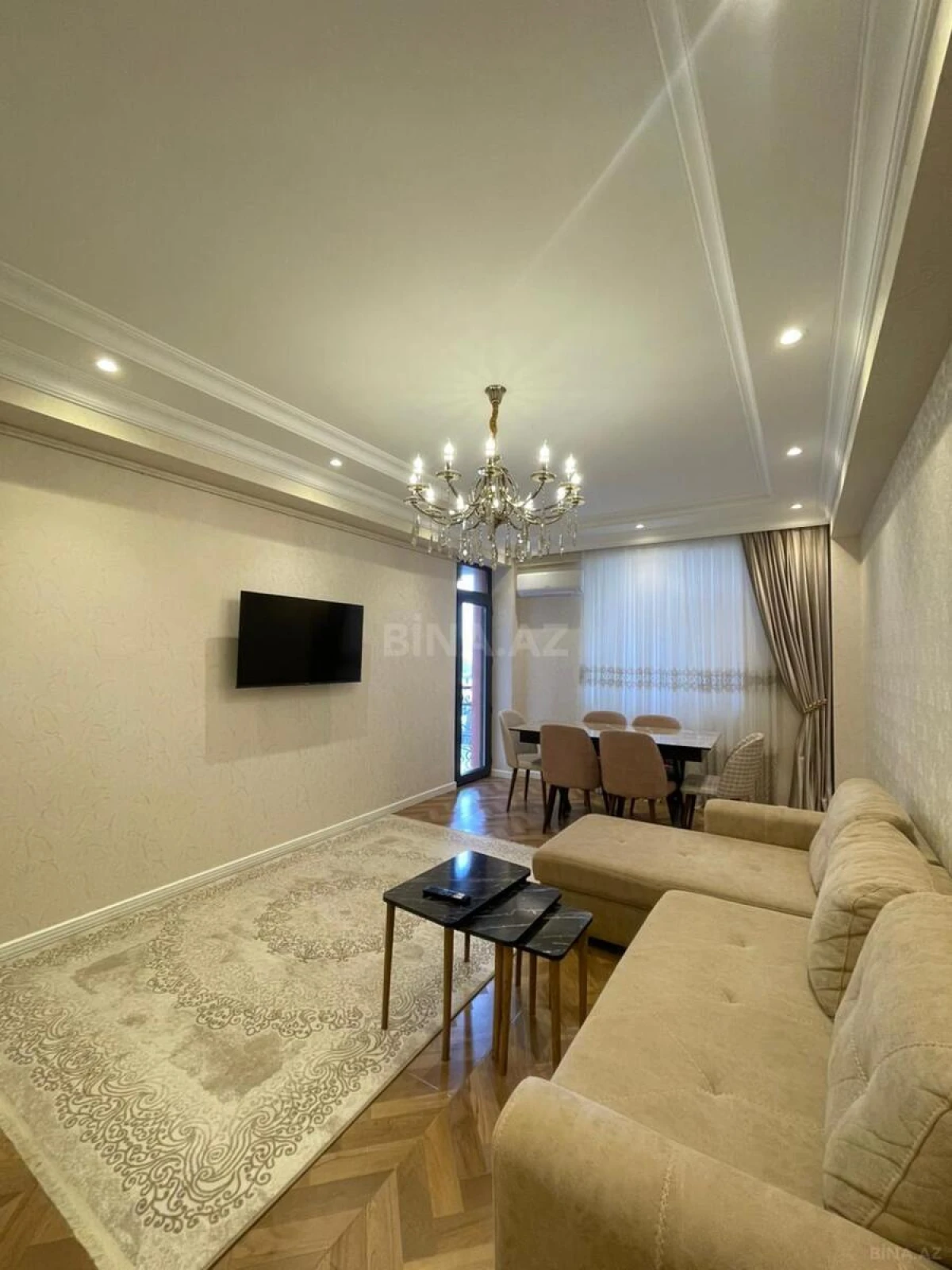 Satılır 3 otaqlı mənzil 93 m²