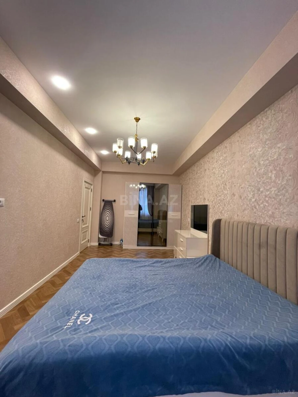 Satılır 3 otaqlı mənzil 93 m²