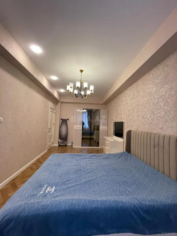 Satılır 3 otaqlı mənzil 93 m²