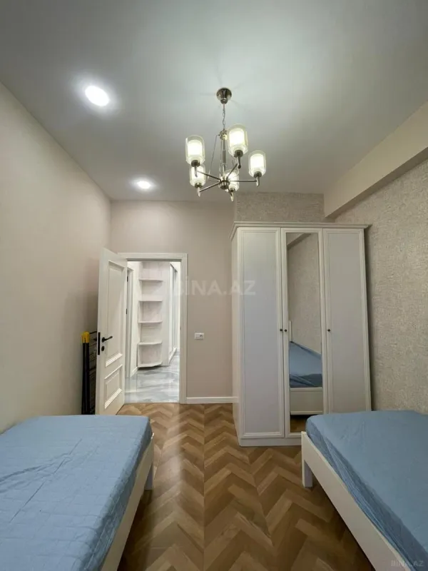 Satılır 3 otaqlı mənzil 93 m²