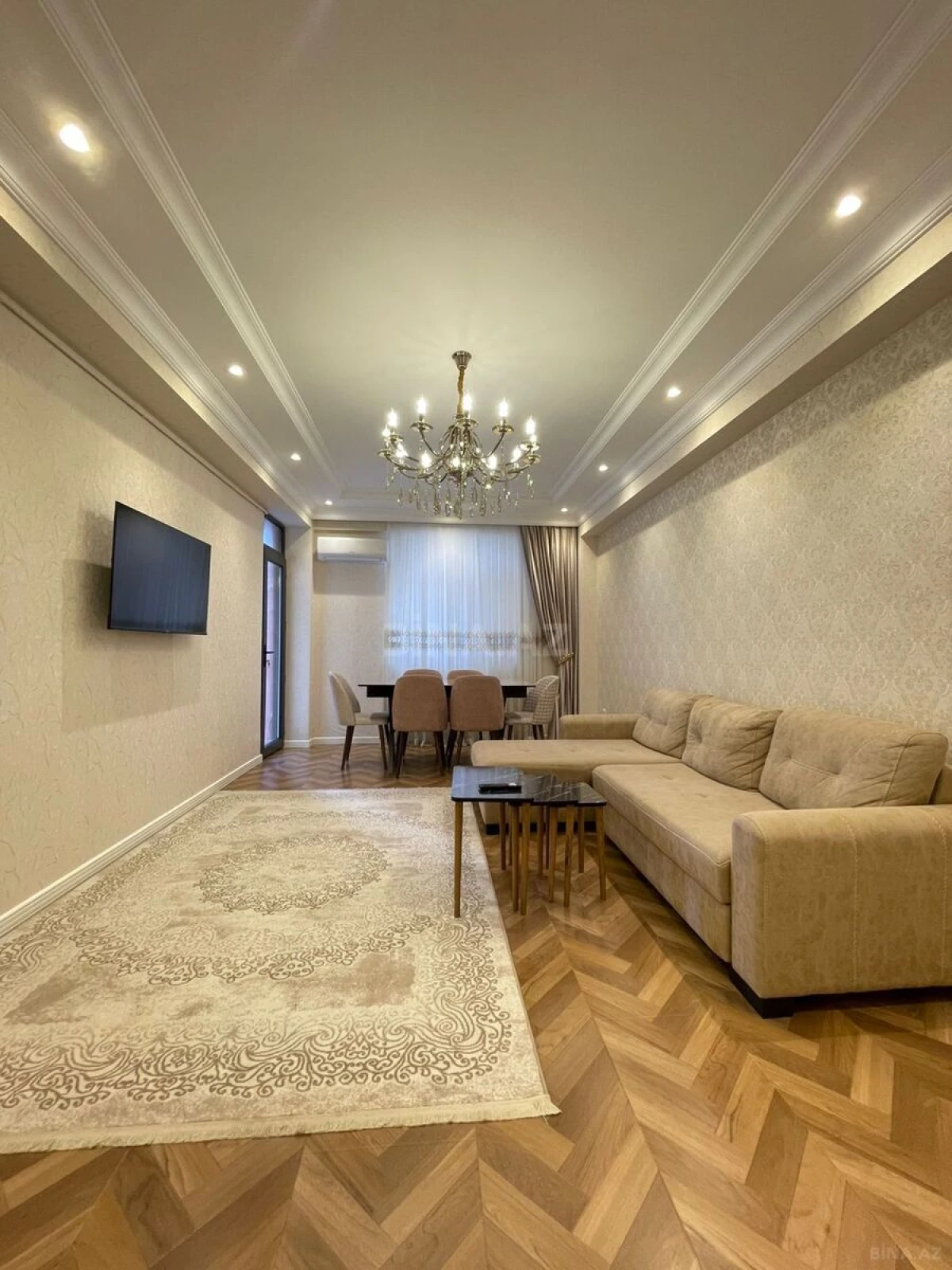 Satılır 3 otaqlı mənzil 93 m²