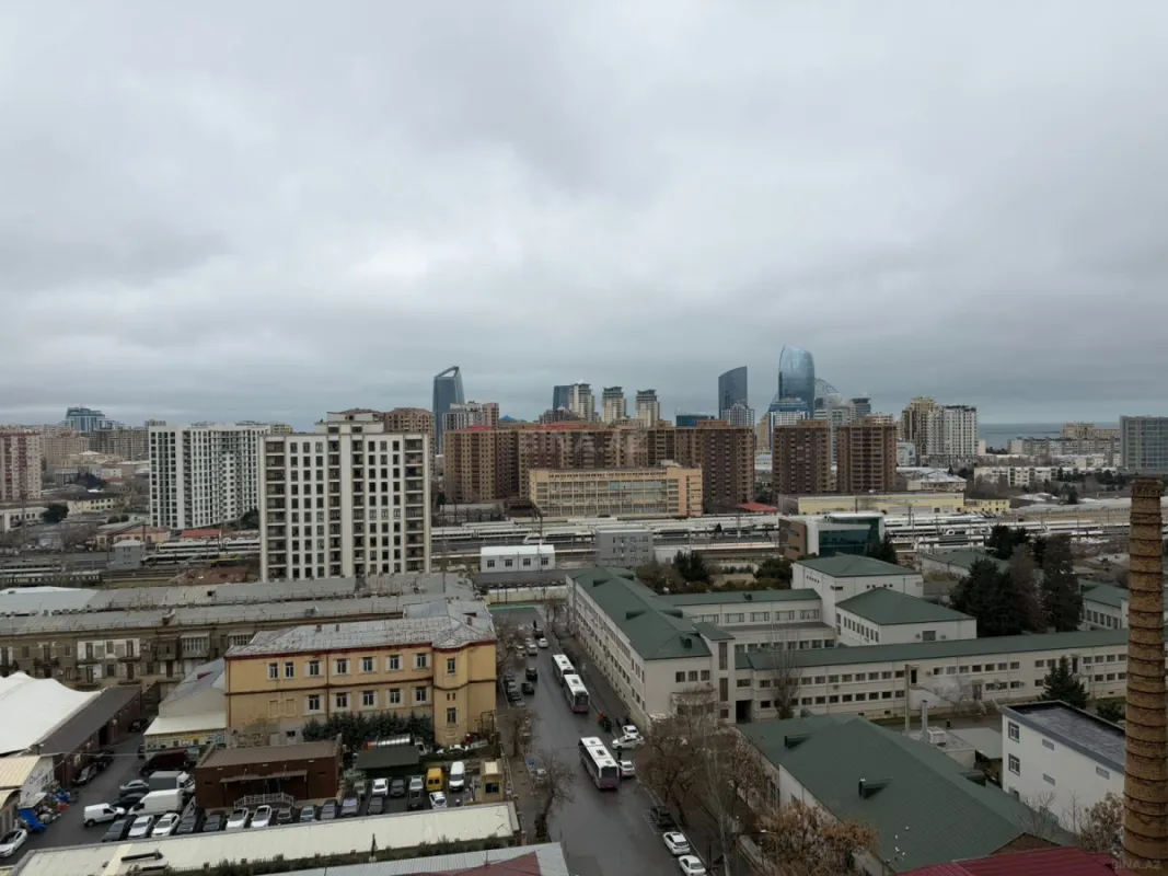 Satılır 4 otaqlı mənzil 221.1 m²