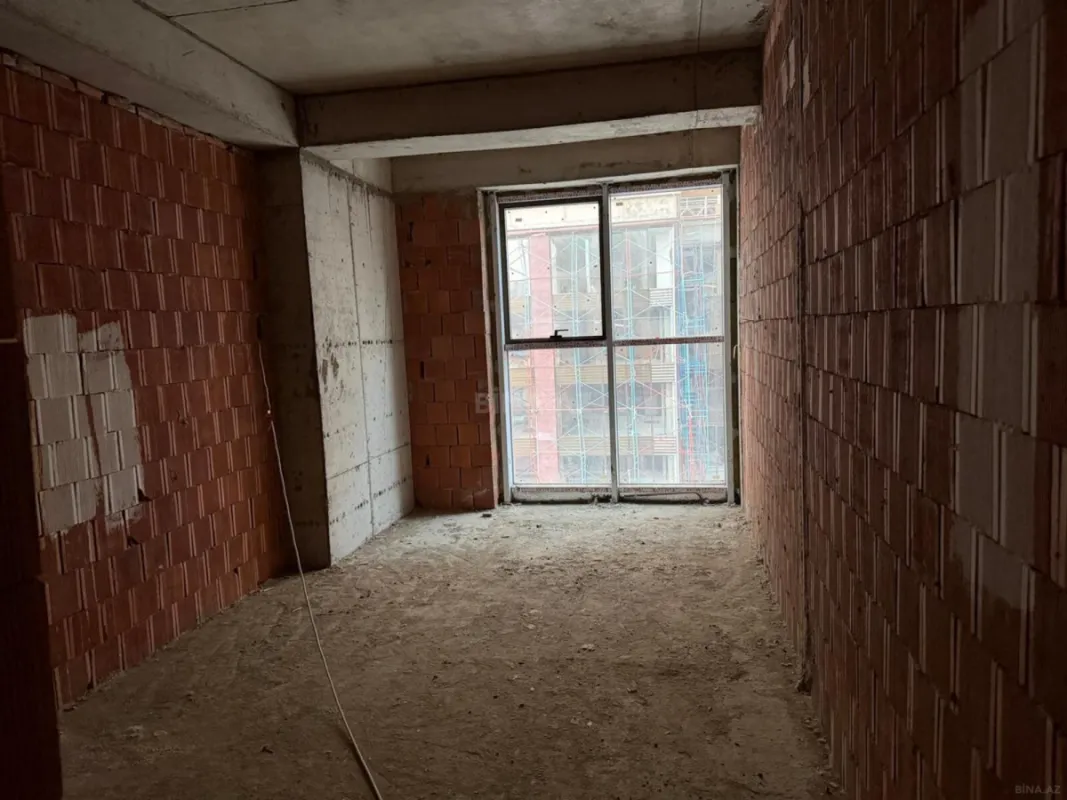 Satılır 3 otaqlı mənzil 108.8 m²