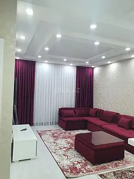 Kirayə verilir 2 otaqlı mənzil 67 m²