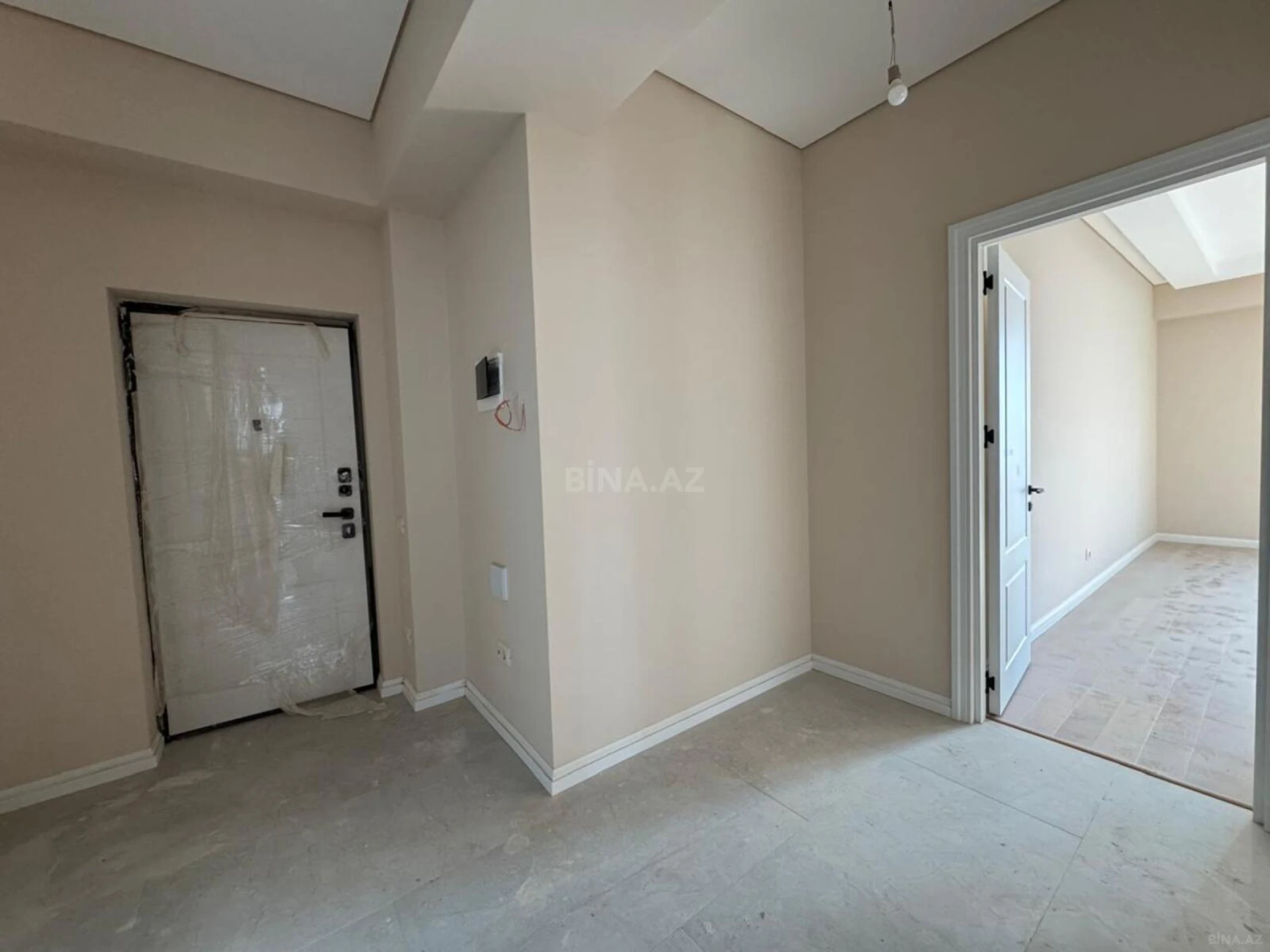 Satılır 2 otaqlı mənzil 64 m²