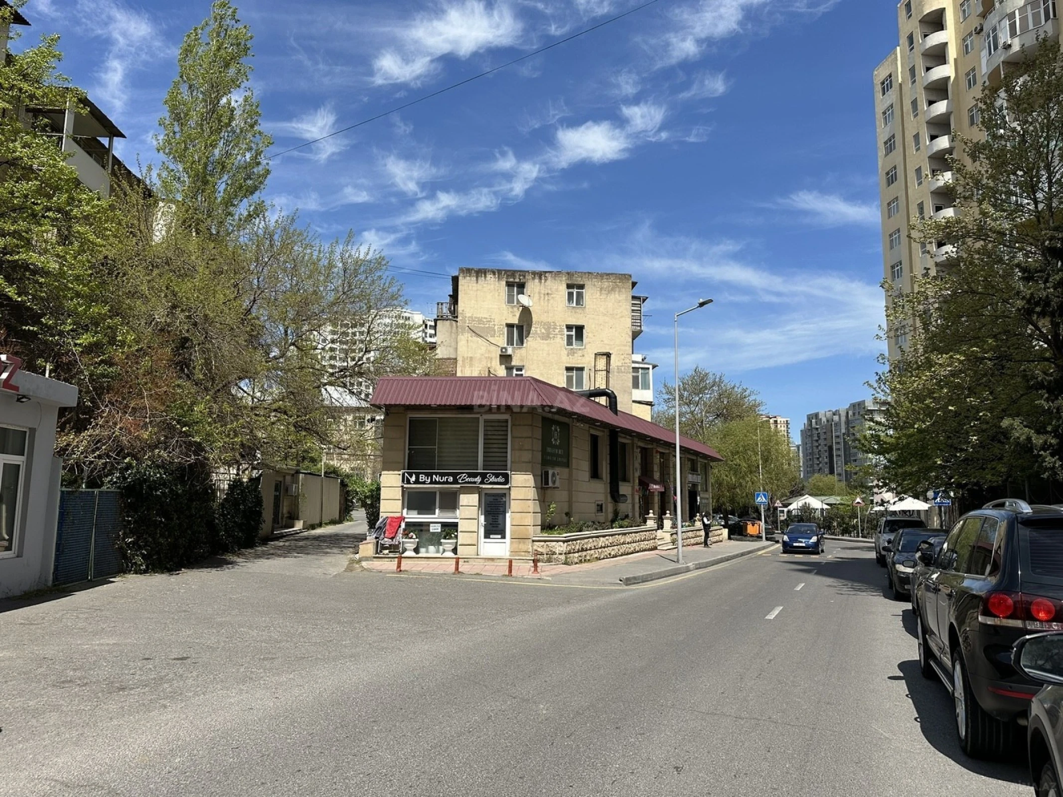 Kirayə verilir 4 otaqlı ofis 104 m²