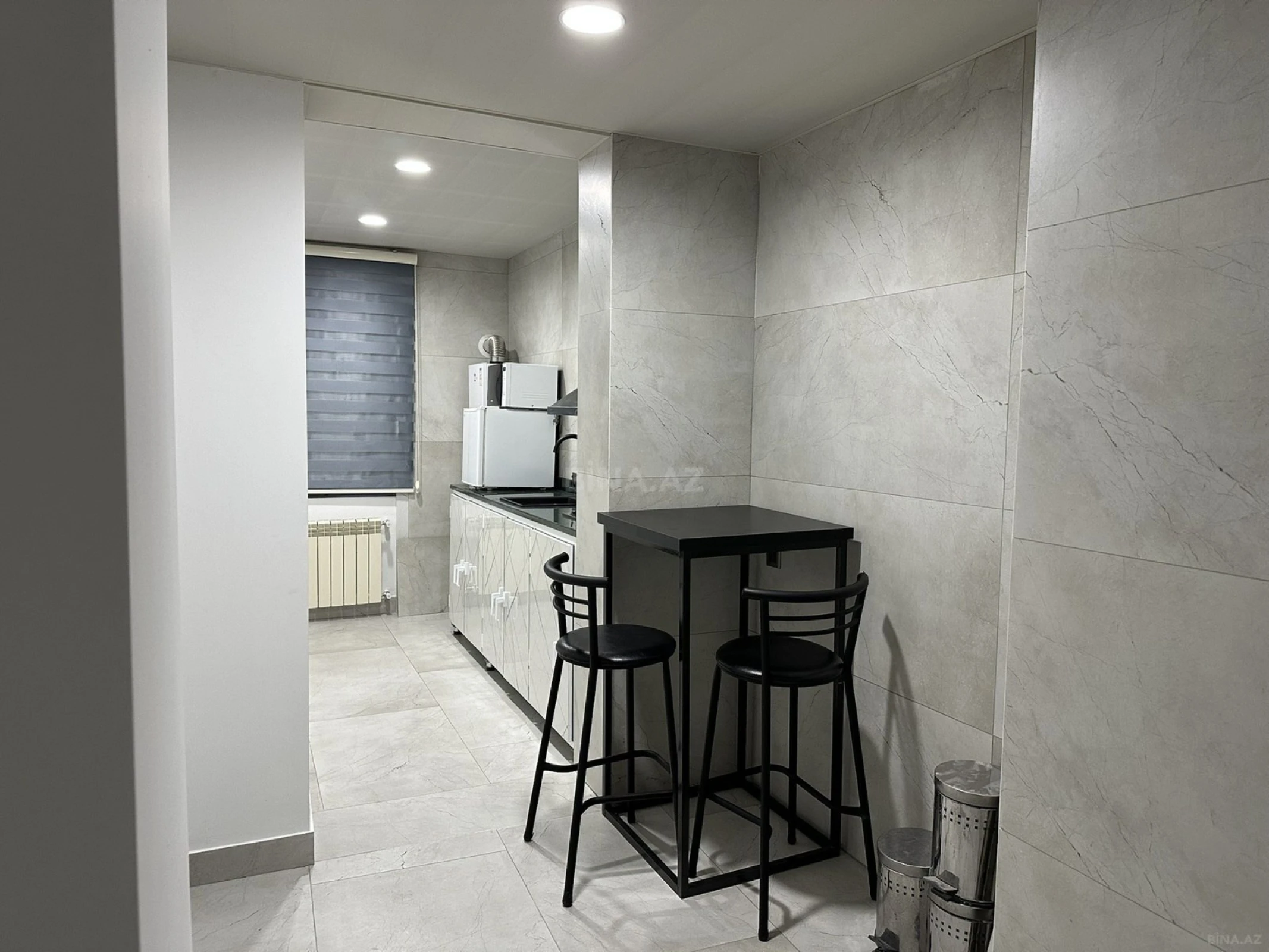 Kirayə verilir 4 otaqlı ofis 104 m²