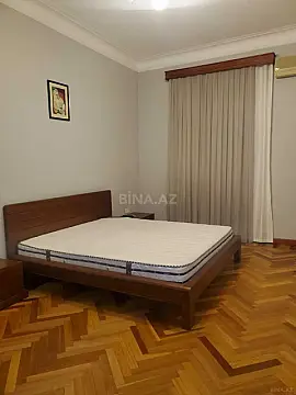 Kirayə verilir 2 otaqlı mənzil 75 m²